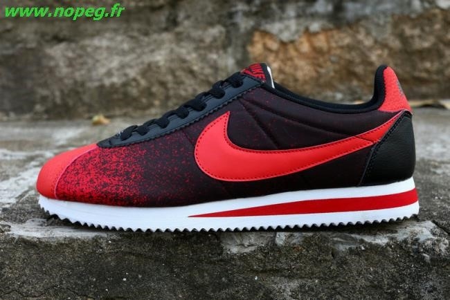 nike cortez big tooth pas cher